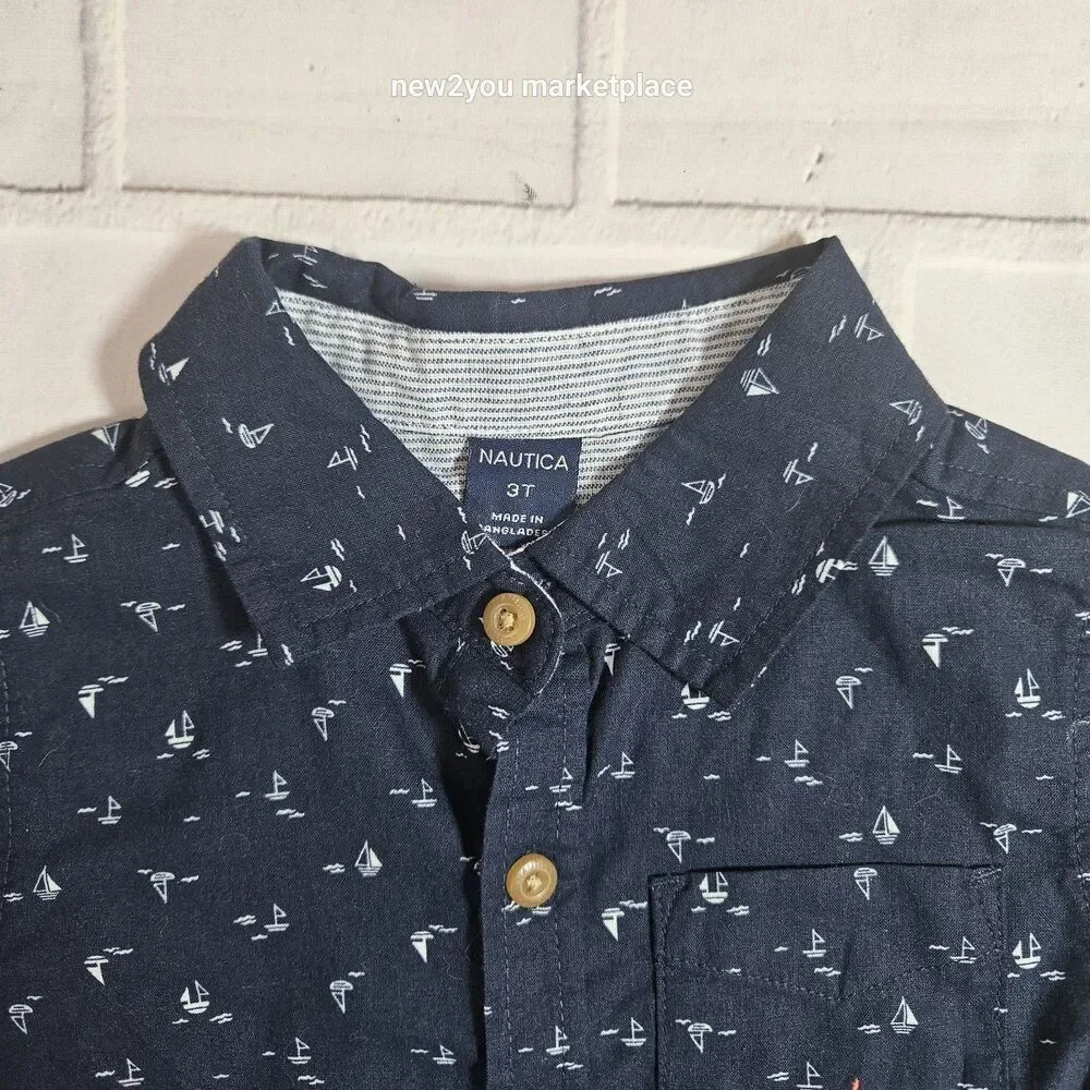 Nautica Toddler Boys SZ 3 T Short Sleeve Button Up printer wooven NWT